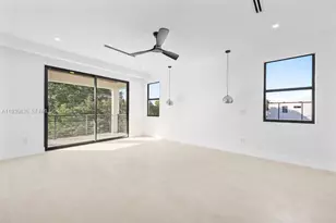 1321 NE 13th Ave, Fort Lauderdale, FL 33304 - Photo 10