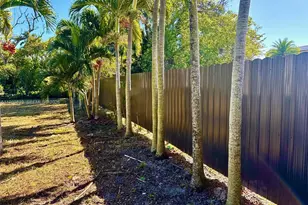 11741 NE 13th Ave, Miami, FL 33161 - Photo 4