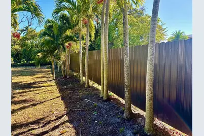 11741 NE 13th Ave, Miami, FL 33161 - Photo 8