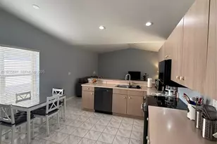 10378 Welleby Isles Blvd, Sunrise, FL 33351 - Photo 6