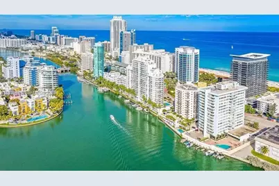 5880 Collins Ave #302, Miami Beach, FL 33140 - Photo 2
