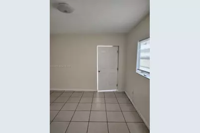 1200 NE 110th St #4, Miami, FL 33161 - Photo 1