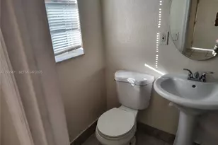 1200 NE 110th St, Miami, FL 33161 - Photo 8