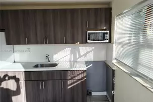 1200 NE 110th St, Miami, FL 33161 - Photo 4