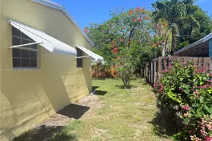 1311 N 69th Ave, Hollywood, FL 33024 - Photo 32