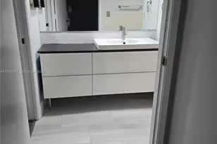 4705 SW 62nd Ave, Davie, FL 33314 - Photo 10