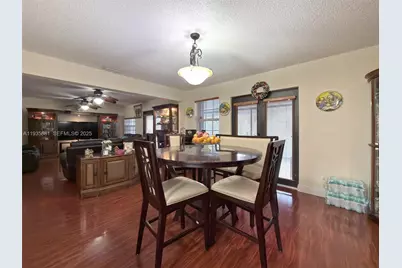 14220 SW 53rd St, Miami, FL 33175 - Photo 4