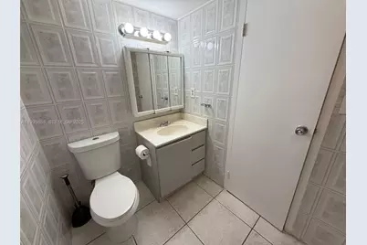 17011 N Bay Rd #1007, Sunny Isles Beach, FL 33160 - Photo 30