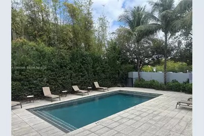 2020 Prairie Ave #202, Miami Beach, FL 33139 - Photo 4
