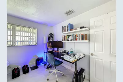 2223 Liberty St, Hollywood, FL 33020 - Photo 14