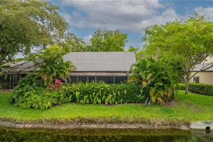 9360 S Chelsea Dr S, Plantation, FL 33324 - Photo 42