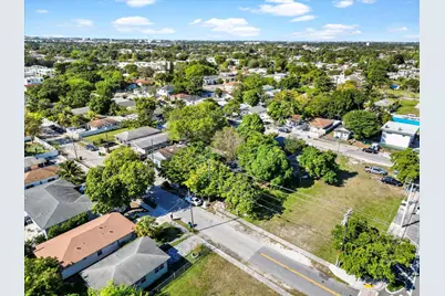 1829 NW 62nd Ter #N/A, Miami, FL 33147 - Photo 20