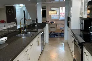 20941 NE 37th Ct, Aventura, FL 33180 - Photo 4