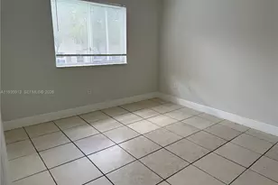 2920 SE 13th Rd, Homestead, FL 33035 - Photo 2