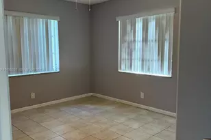 402 Lakeside Dr, Margate, FL 33063 - Photo 12