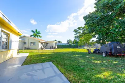 9906 Westwood Dr, Tamarac, FL 33321 - Photo 46