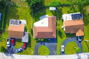 9906 Westwood Dr, Tamarac, FL 33321 - Photo 6