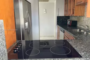 200 172nd St, Sunny Isles Beach, FL 33160 - Photo 2