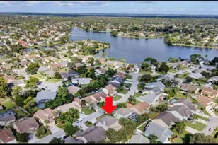 12980 Blue Lake Dr, Wellington, FL 33414 - Photo 32