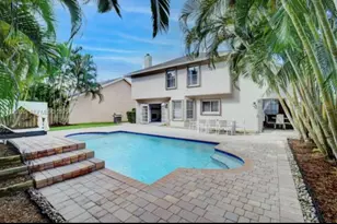 12980 Blue Lake Dr, Wellington, FL 33414 - Photo 2