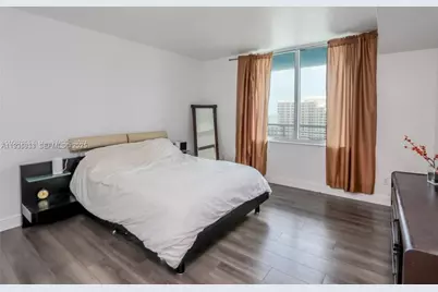 335 S Biscayne Blvd #2703, Miami, FL 33131 - Photo 8