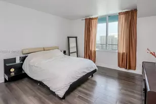 335 S Biscayne Blvd, Miami, FL 33131 - Photo 8