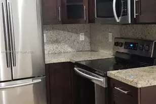 15639 SW 73rd Cir Terrace, Miami, FL 33193 - Photo 2