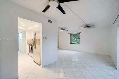 11483 SW 109th Rd #2E, Miami, FL 33176 - Photo 8