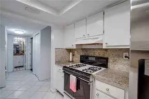 11483 SW 109th Rd, Miami, FL 33176 - Photo 4