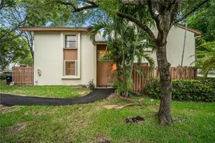 11483 SW 109th Rd, Miami, FL 33176 - Photo 2