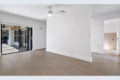 7380 NW 44th Ct, Lauderhill, FL 33319 - Photo 12