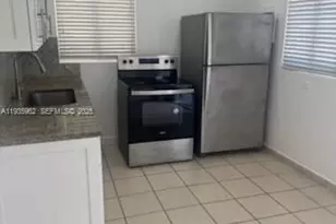 290 NW 45th Ave, Miami, FL 33126 - Photo 4