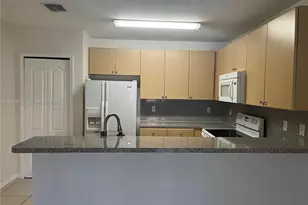 22631 SW 88th Pl, Cutler Bay, FL 33190 - Photo 6