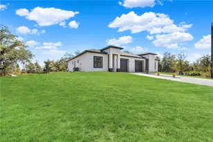 66 Organ St, Punta Gorda, FL 33982 - Photo 2