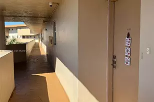 8897 Fontainebleau Blvd, Miami, FL 33172 - Photo 2