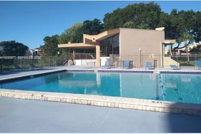 8897 Fontainebleau Blvd #408, Miami, FL 33172 - Photo 24