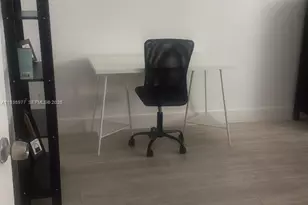 8897 Fontainebleau Blvd, Miami, FL 33172 - Photo 14