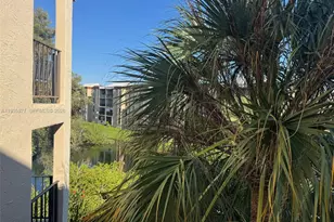 8897 Fontainebleau Blvd, Miami, FL 33172 - Photo 22