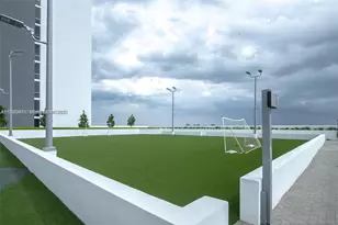 16385 Biscayne Blvd, North Miami Beach, FL 33160 - Photo 24