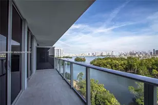 16385 Biscayne Blvd, North Miami Beach, FL 33160 - Photo 4