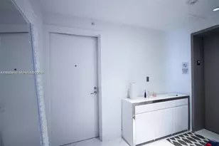 16385 Biscayne Blvd, North Miami Beach, FL 33160 - Photo 14