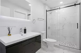 8430 SW 8th St, Miami, FL 33144 - Photo 14