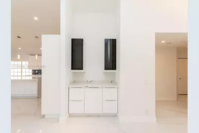 381 Cameron Dr, Weston, FL 33326 - Photo 22