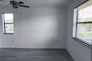 173 NW 93rd Ave, Pembroke Pines, FL 33024 - Photo 14