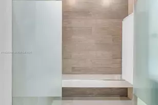 900 Biscayne Blvd, Miami, FL 33132 - Photo 22