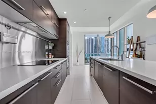 900 Biscayne Blvd, Miami, FL 33132 - Photo 4