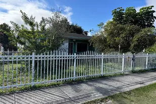 1540 NW 135th St, Miami, FL 33167 - Photo 2