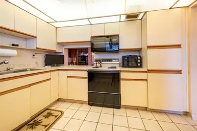 4970 E Sabal Palm Blvd #405, Tamarac, FL 33319 - Photo 20