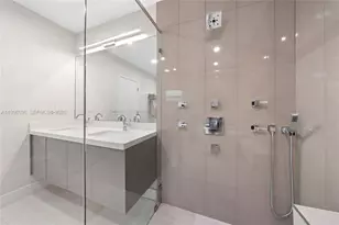 3141 N Bay Rd, Miami Beach, FL 33140 - Photo 28