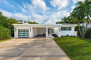 3141 N Bay Rd, Miami Beach, FL 33140 - Photo 4